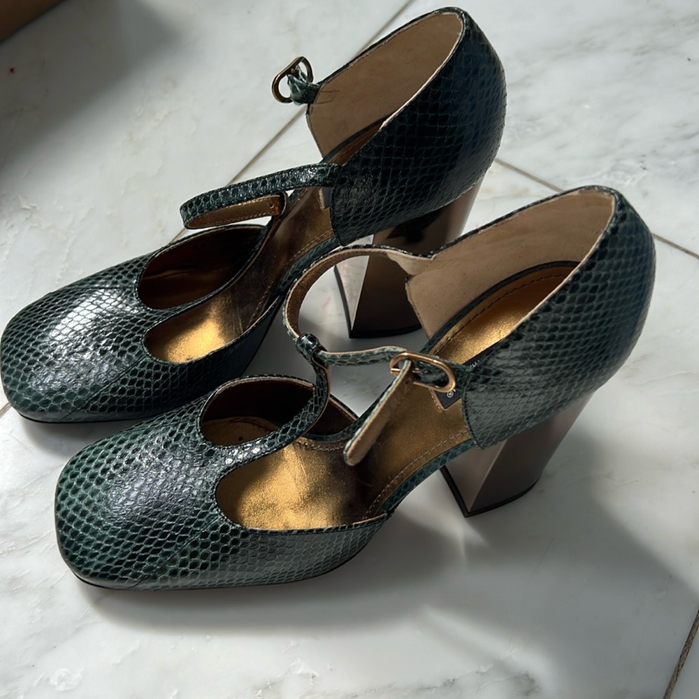 Dolce & Gabbana emerald green heels